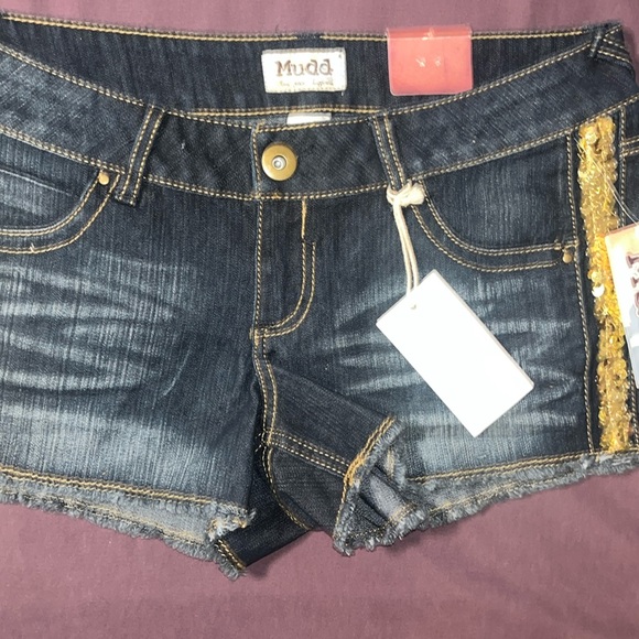Mudd Pants - NWT Super Cute Mudd shorts!